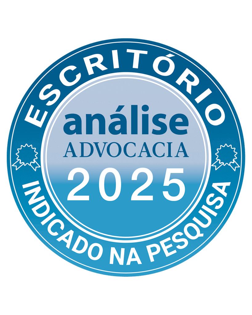 Selo do Análise Advocacia 2025 reconhecendo o SNA Advogados como escritório indicado na pesquisa